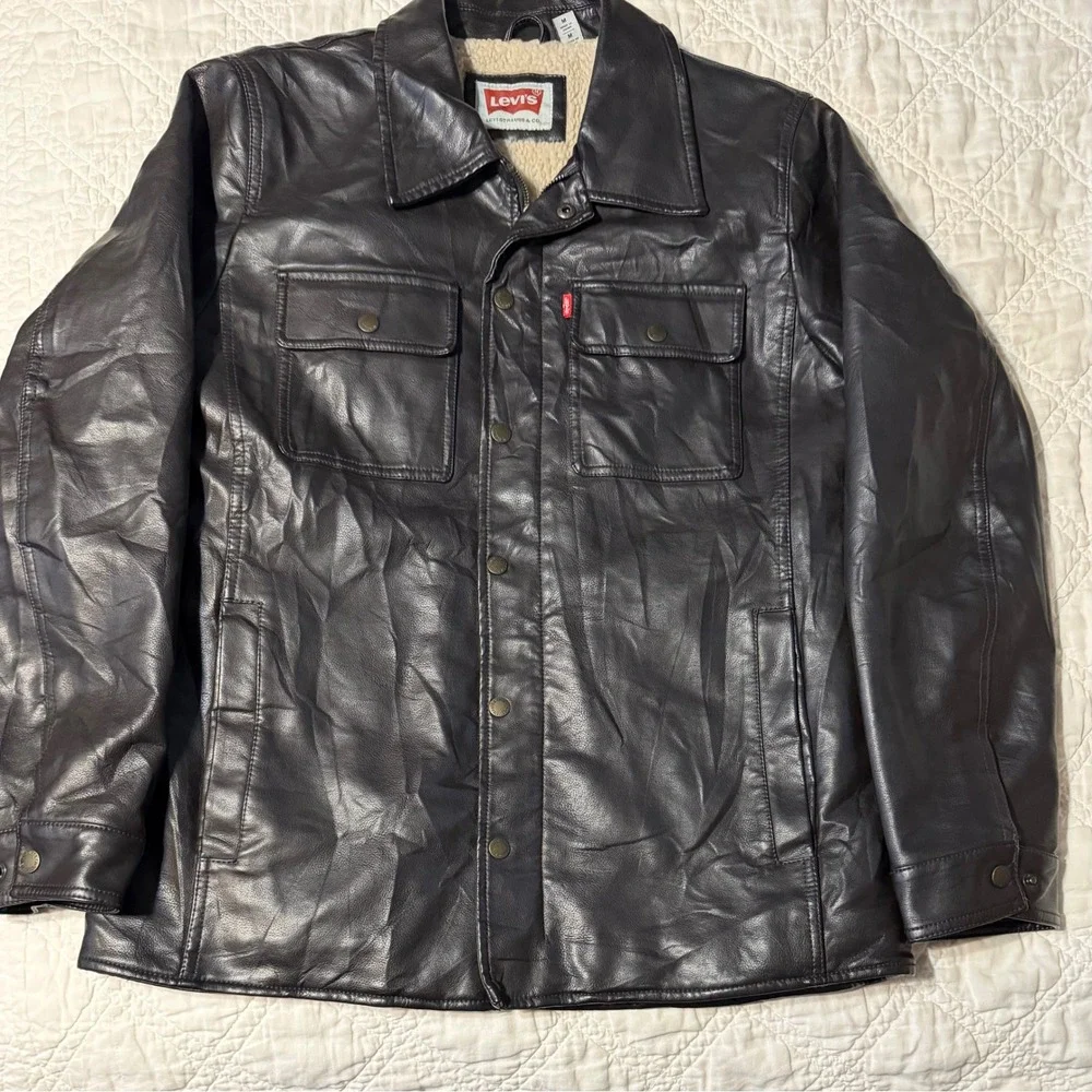 Levis Faux Leather Jacket Men Size M Black Sherpa Lined Trucker Coat